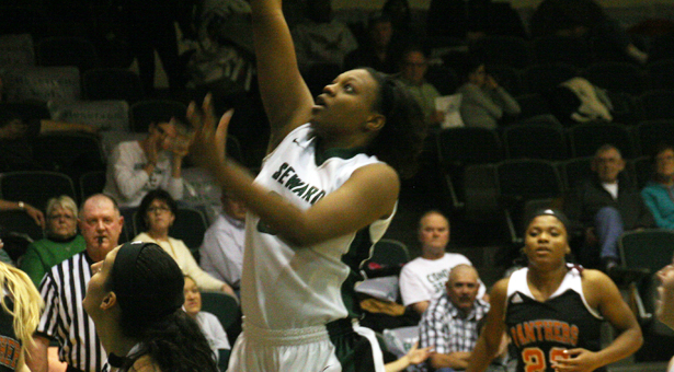 #7 Lady Saints Explode in Playoff Beating of Neosho
