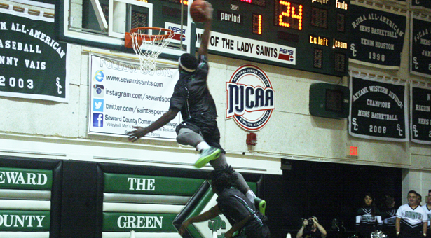 Laughs & Gasps Highlight Basketball Preview Night