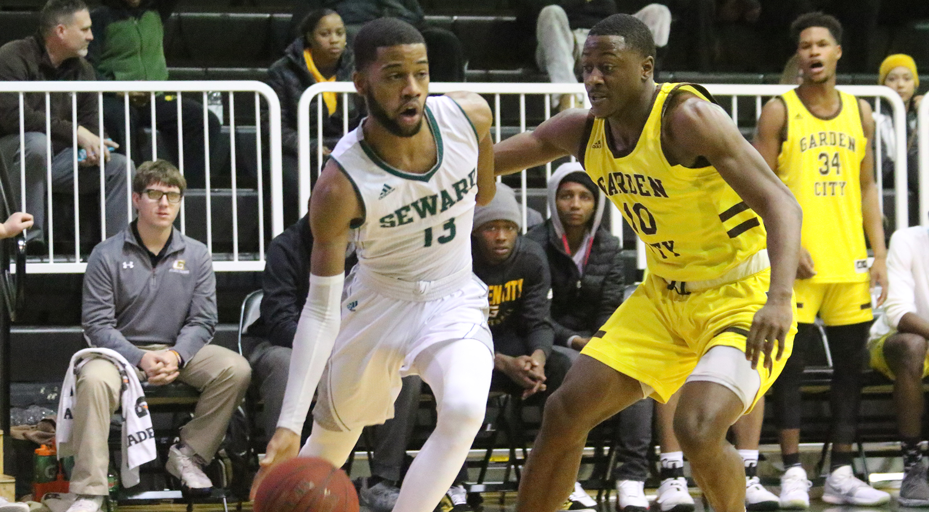 Saints Blow Out Conqs
