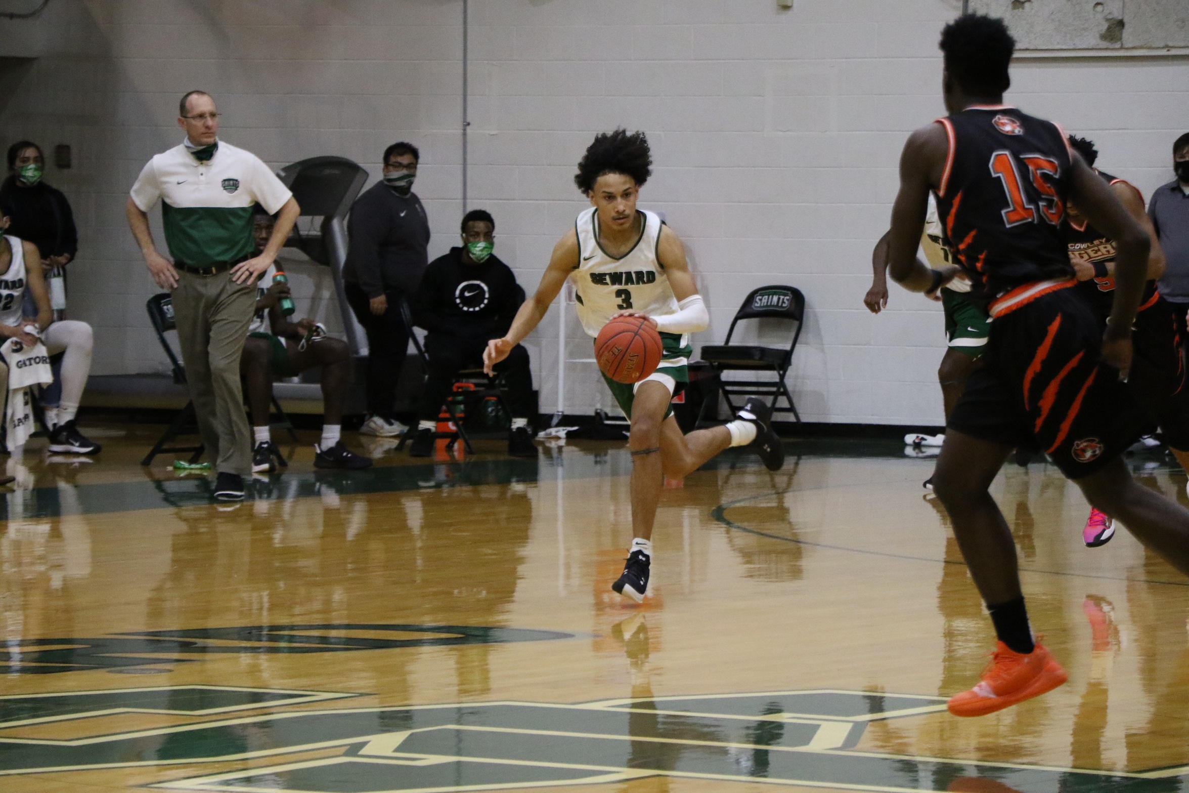 Saints fall at No. 6 Coffeyville