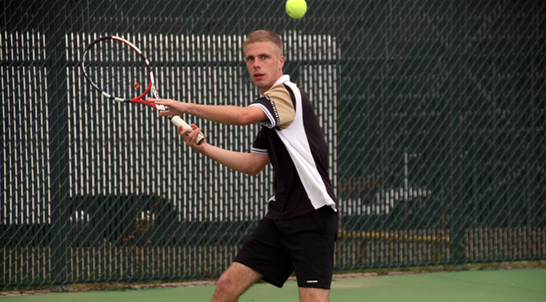 Saints Blank Coyotes in 9-0 Sweep