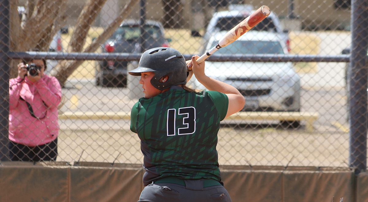 Lady Saints Combine for 24 Hits To Sweep Mavericks
