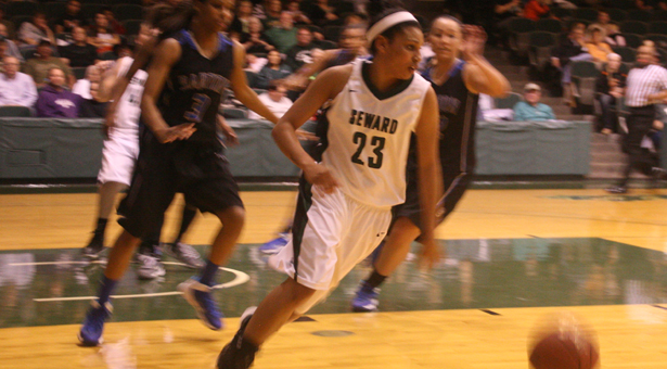 Big Second Half Pushes Seward to Win
