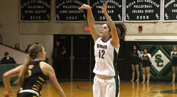 #8 Seward Downs Cloud, Now 3-0 in West Play