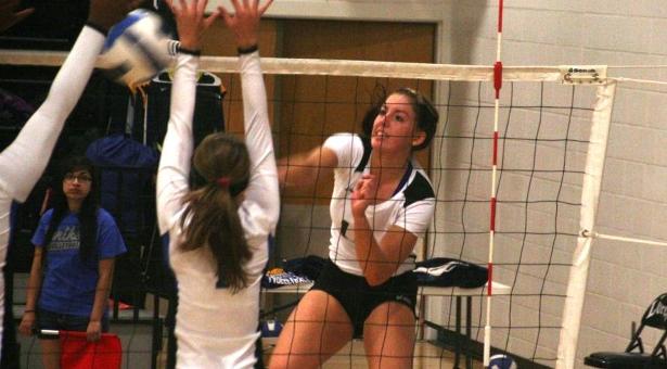 Lady Saints Sweep a Pair to Finish Lamar Classic 4-0