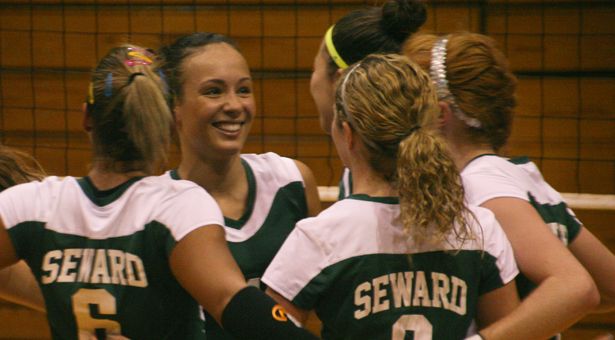 Lady Saints Sharp in Preseason Scrimmages