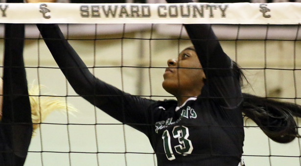 Blue Collar Effort Pushes Seward Past Dodge